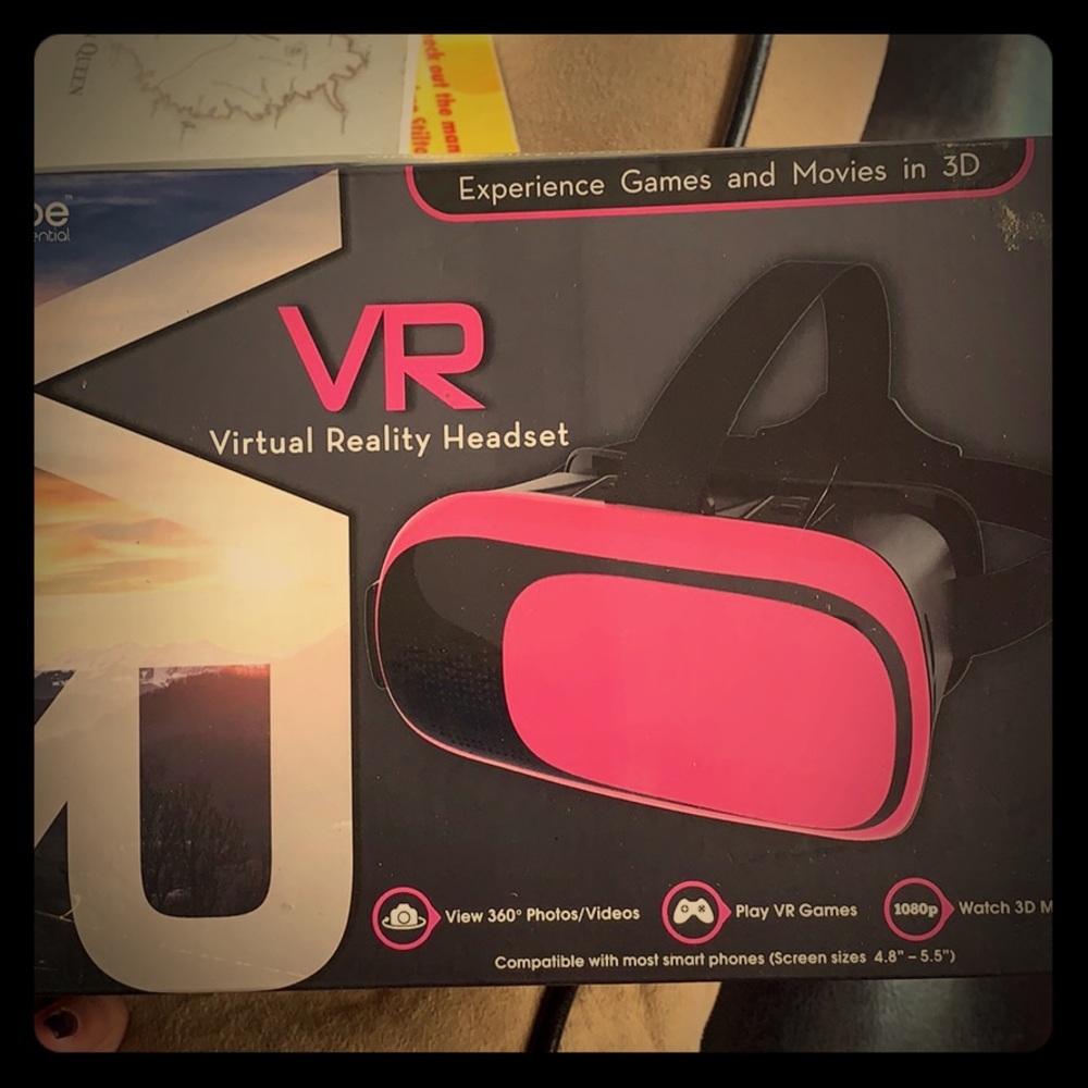 Virtual reality headset